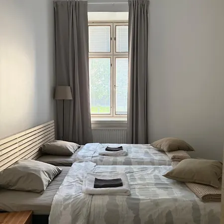 Toeoeloe Sleephouse *